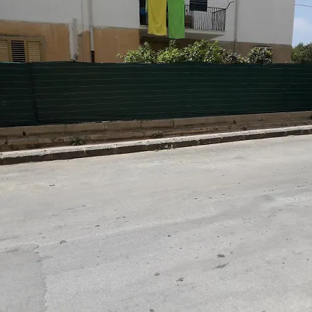 Affitti Brevi Zu Tano E Za Carmela بيت ضيافة